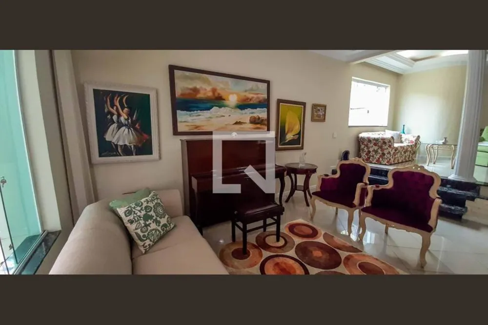 Casa, 3 quartos, 250 m² - Foto 1