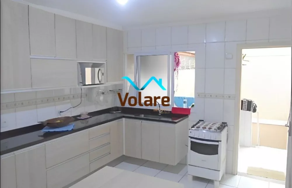 Casa à venda com 3 quartos, 169m² - Foto 4