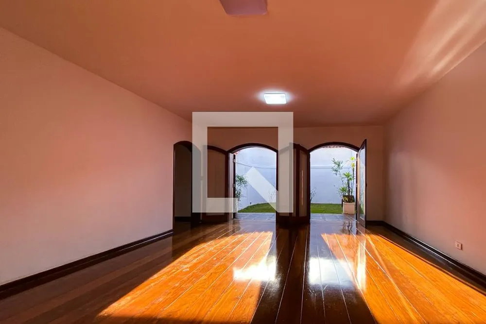 Casa, 7 quartos, 380 m² - Foto 1