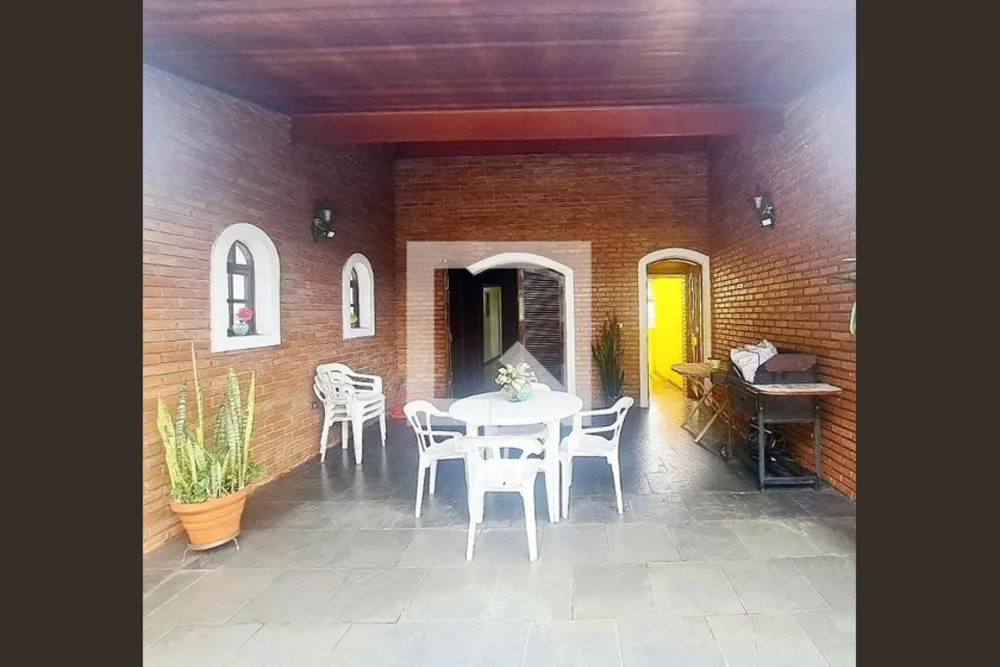 Casa, 2 quartos, 246 m² - Foto 4