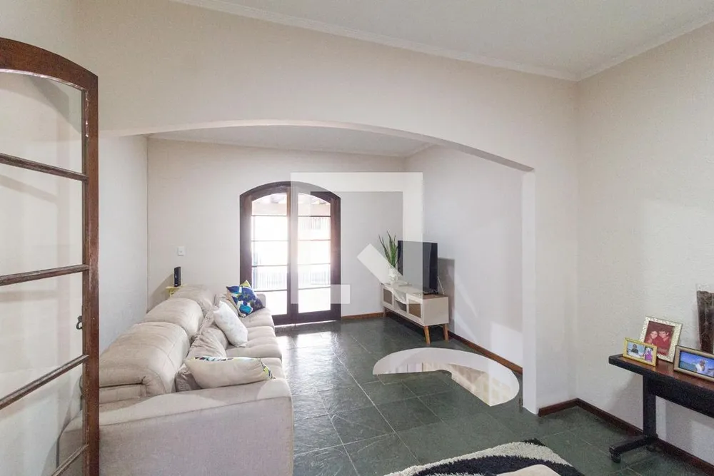Casa, 3 quartos, 250 m² - Foto 2