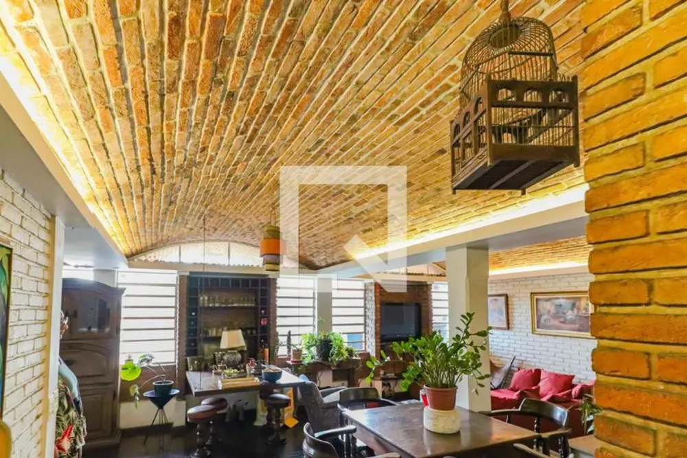 Casa, 6 quartos, 600 m² - Foto 1