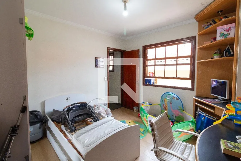 Casa, 3 quartos, 200 m² - Foto 2