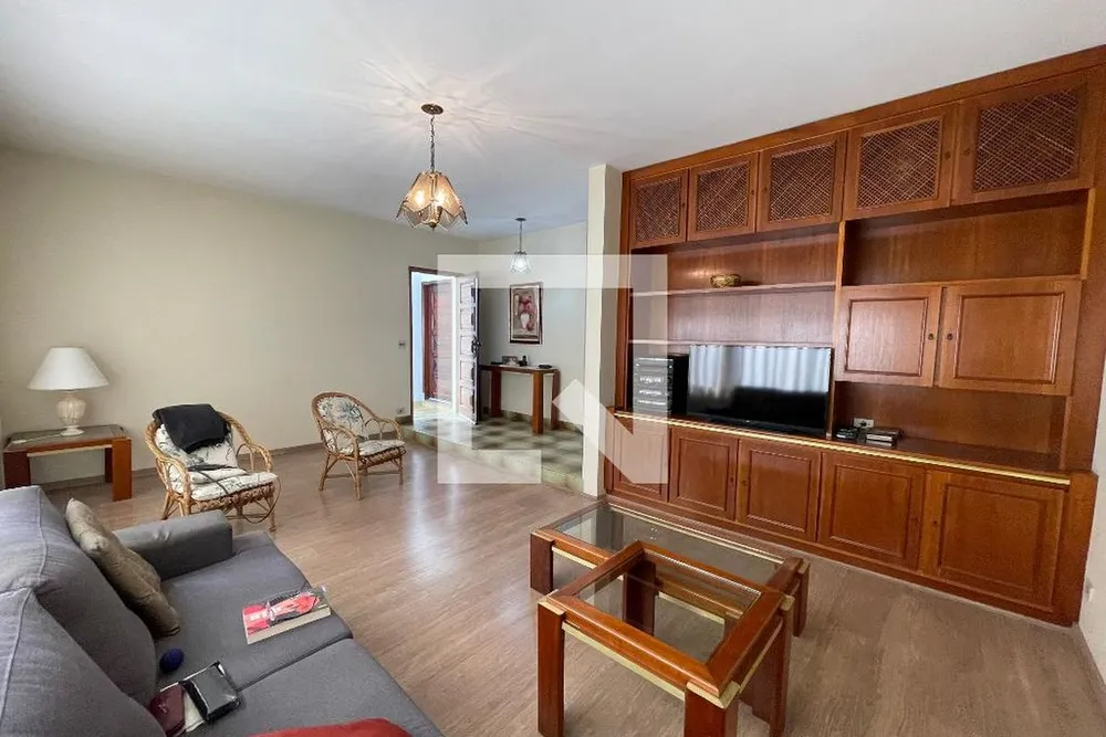 Casa, 3 quartos, 243 m² - Foto 4