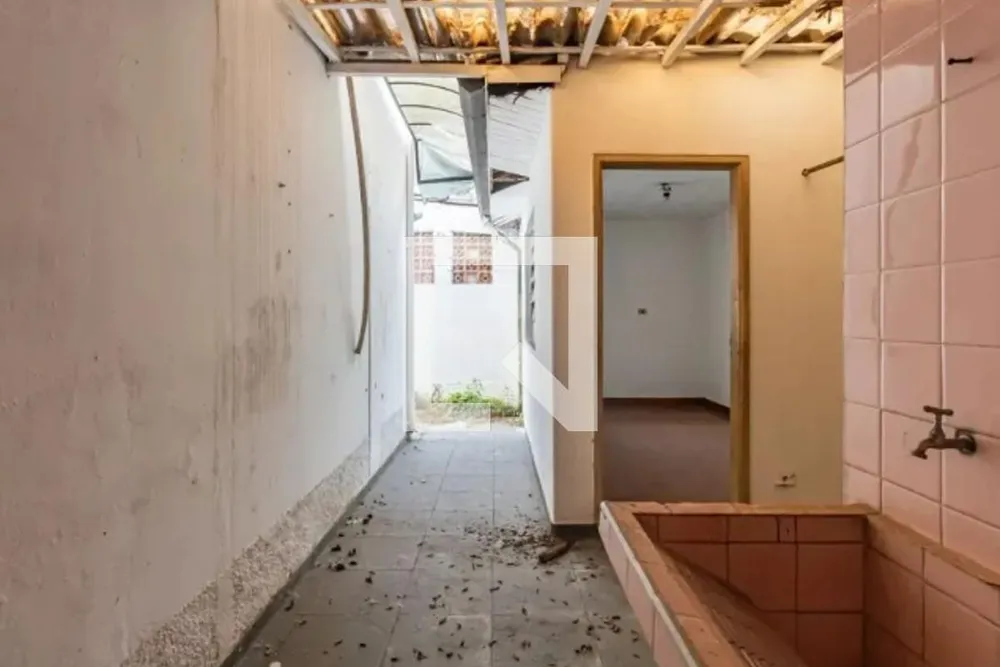 Casa, 6 quartos, 210 m² - Foto 2