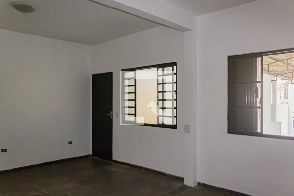 Casa, 1 quarto, 200 m² - Foto 2