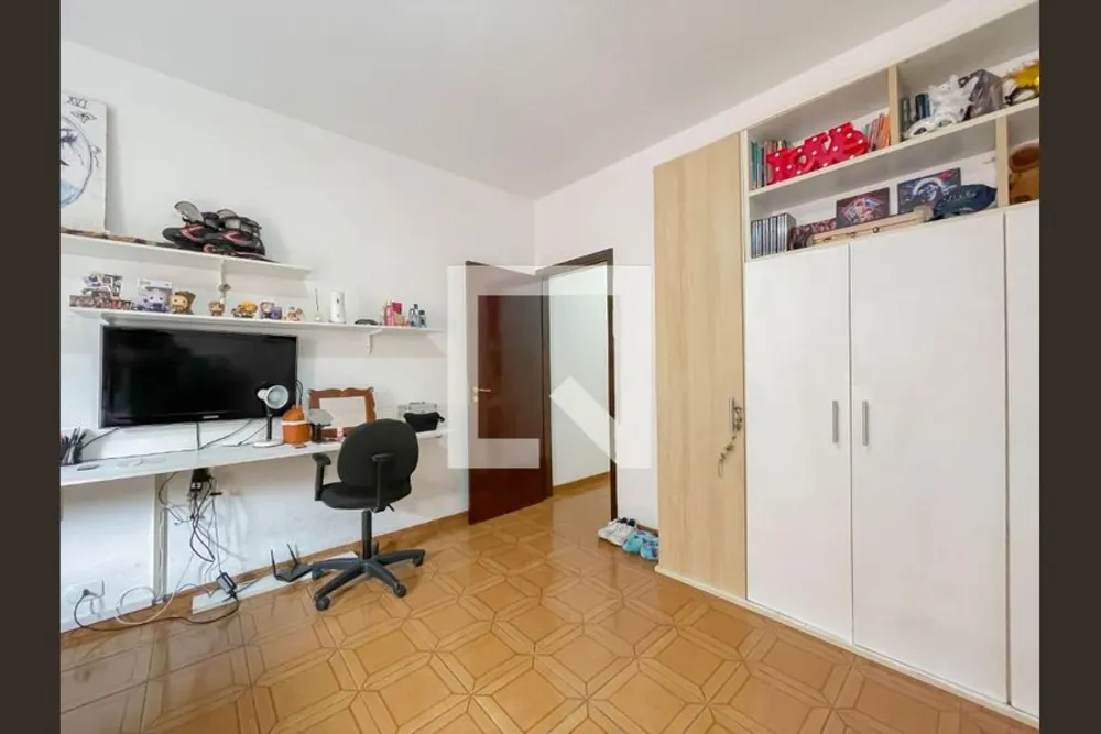 Casa, 3 quartos, 240 m² - Foto 1