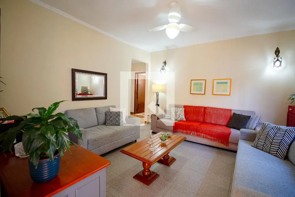 Casa, 3 quartos, 200 m² - Foto 1
