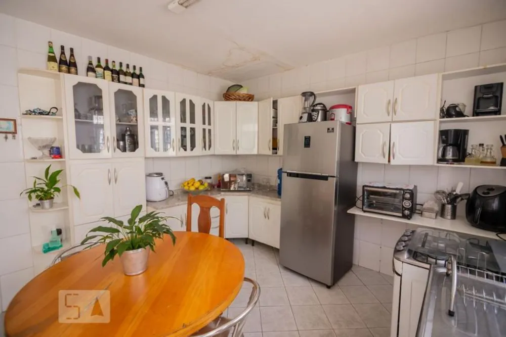 Casa, 4 quartos, 168 m² - Foto 2