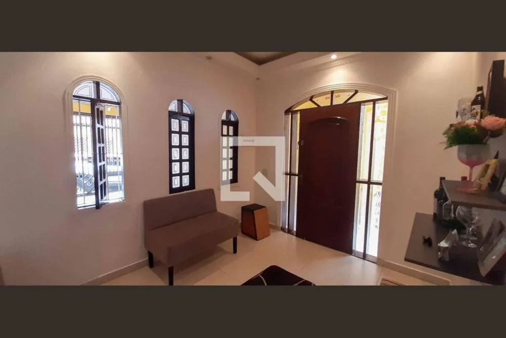 Casa, 3 quartos, 300 m² - Foto 1