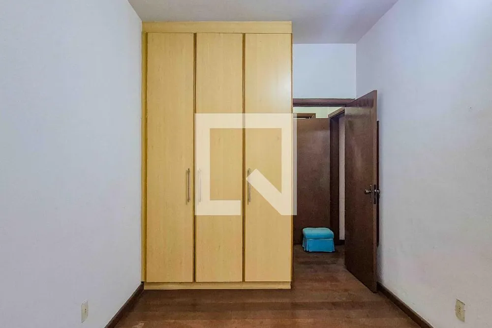 Casa, 5 quartos, 197 m² - Foto 1