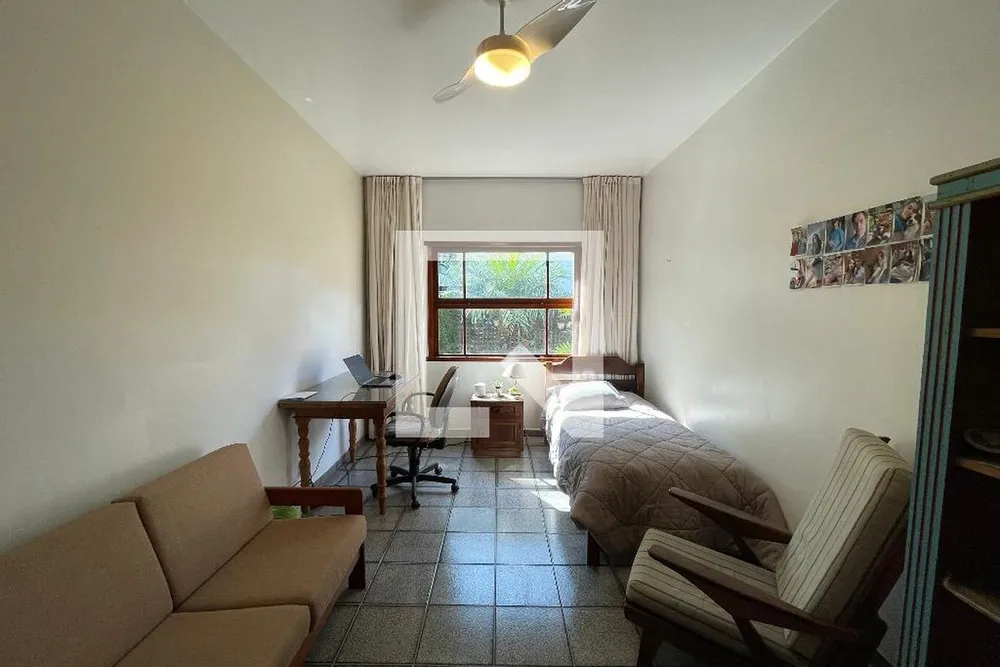 Casa, 4 quartos, 244 m² - Foto 1