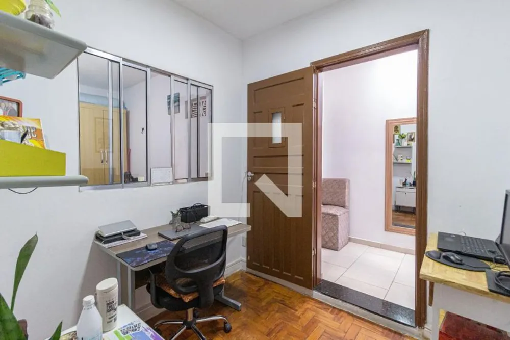Casa, 4 quartos, 216 m² - Foto 1