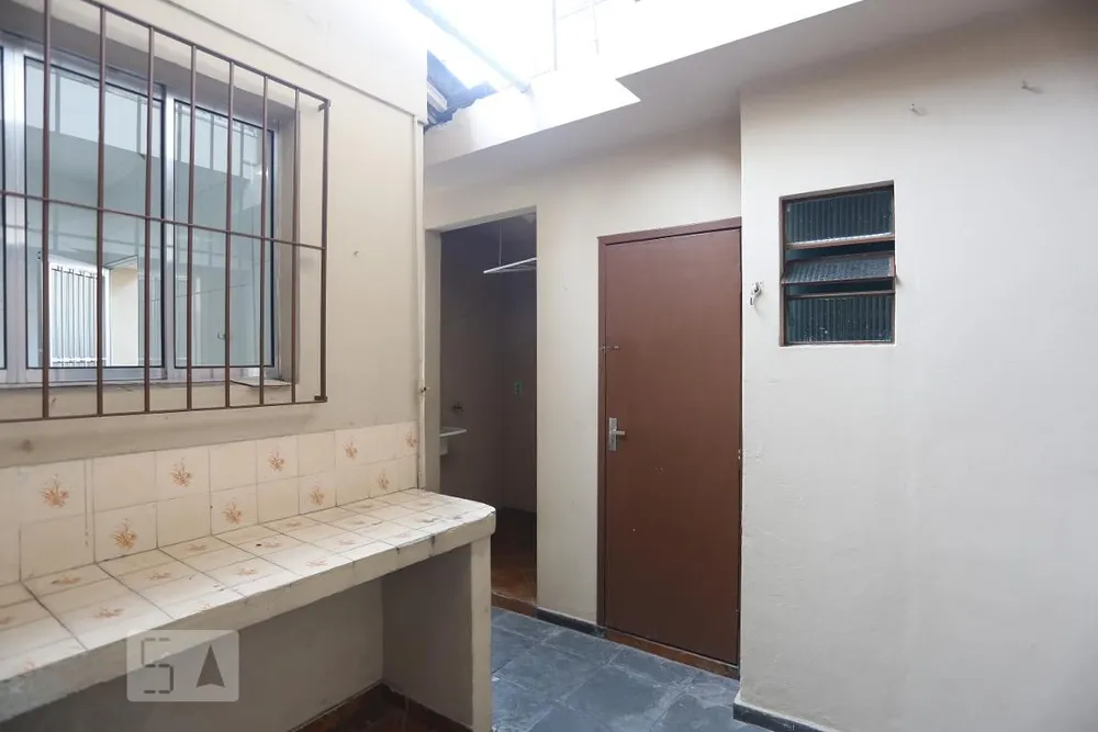 Casa, 5 quartos, 144 m² - Foto 2