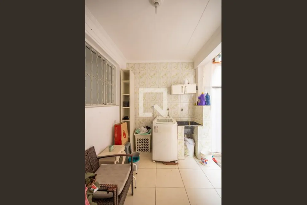 Casa, 6 quartos, 250 m² - Foto 3