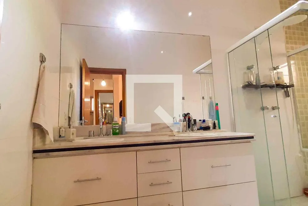 Casa, 4 quartos, 318 m² - Foto 1