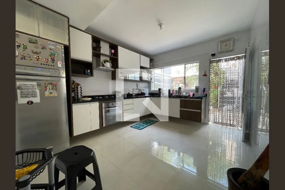 Casa, 4 quartos, 200 m² - Foto 2