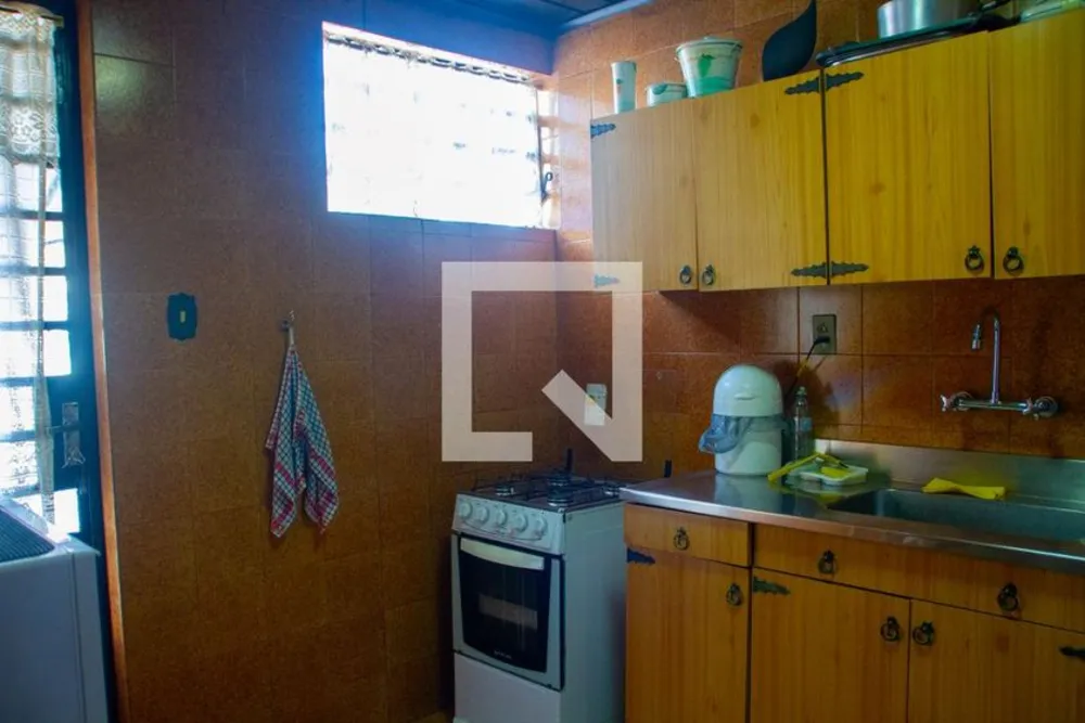 Casa, 5 quartos, 155 m² - Foto 2