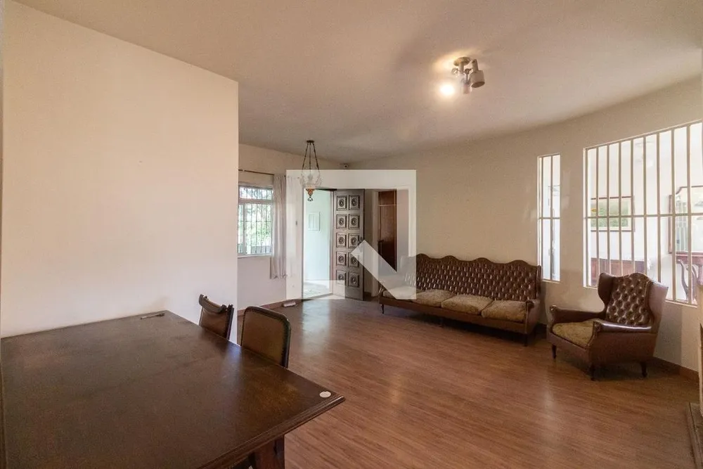 Casa, 4 quartos, 238 m² - Foto 1