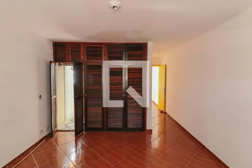 Casa, 4 quartos, 220 m² - Foto 1