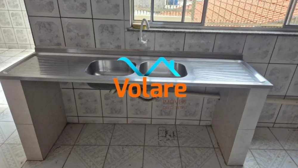 Casa, 4 quartos, 239 m² - Foto 1