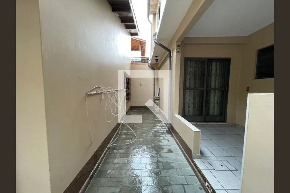 Casa, 4 quartos, 218 m² - Foto 3