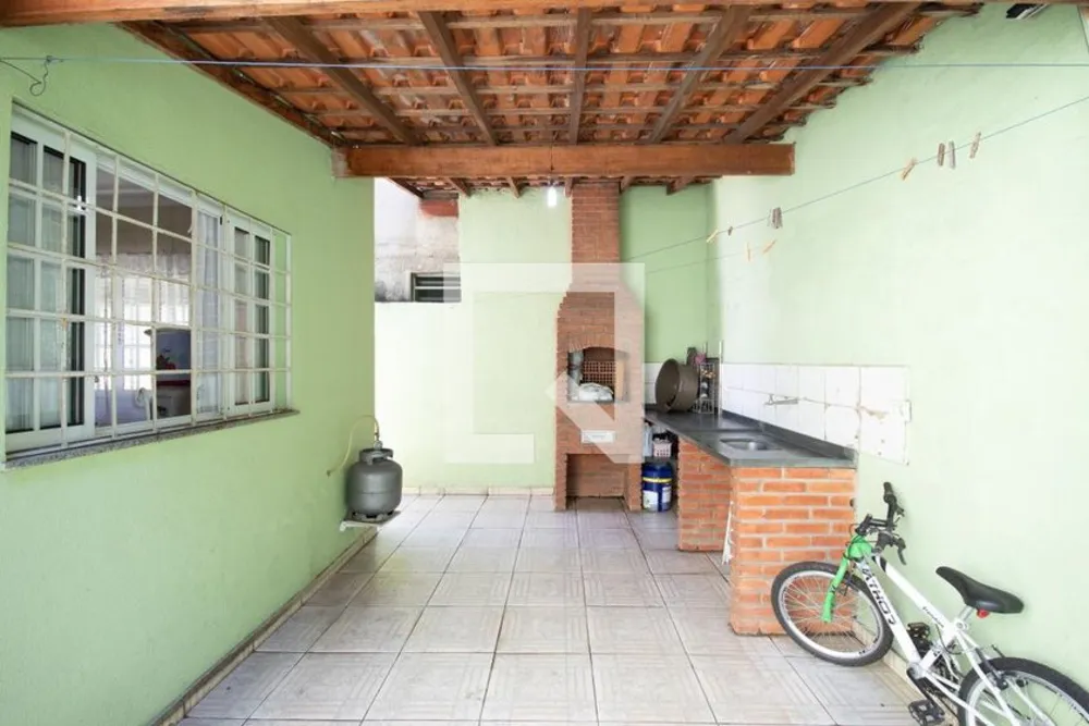 Casa, 4 quartos, 227 m² - Foto 1