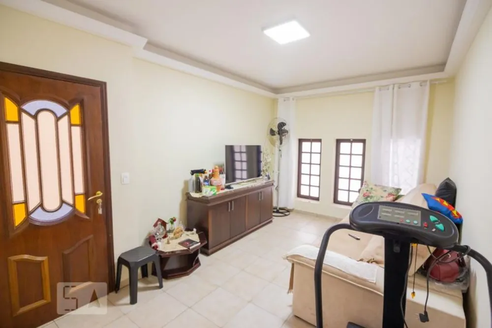 Casa, 3 quartos, 250 m² - Foto 2