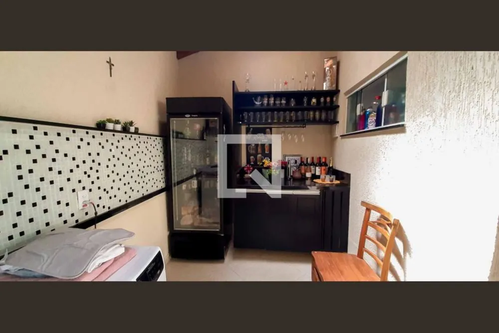 Casa, 3 quartos, 280 m² - Foto 1
