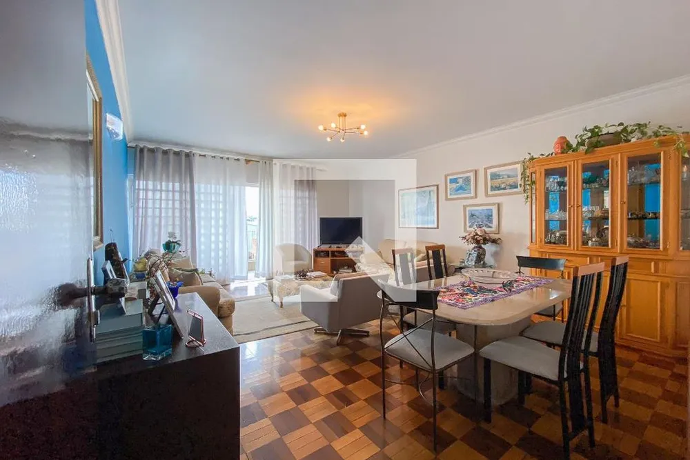 Casa, 4 quartos, 225 m² - Foto 1