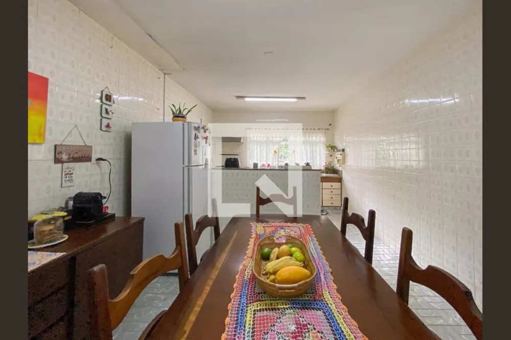 Casa, 4 quartos, 225 m² - Foto 6