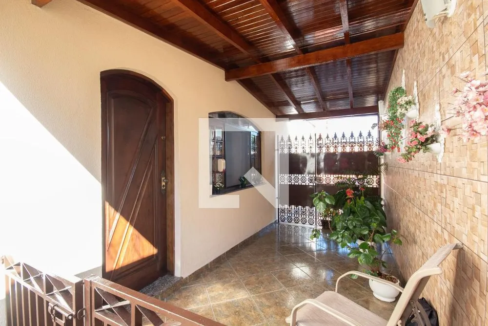 Casa, 3 quartos, 246 m² - Foto 4