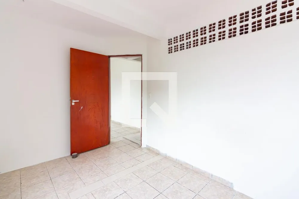 Casa, 2 quartos, 240 m² - Foto 2