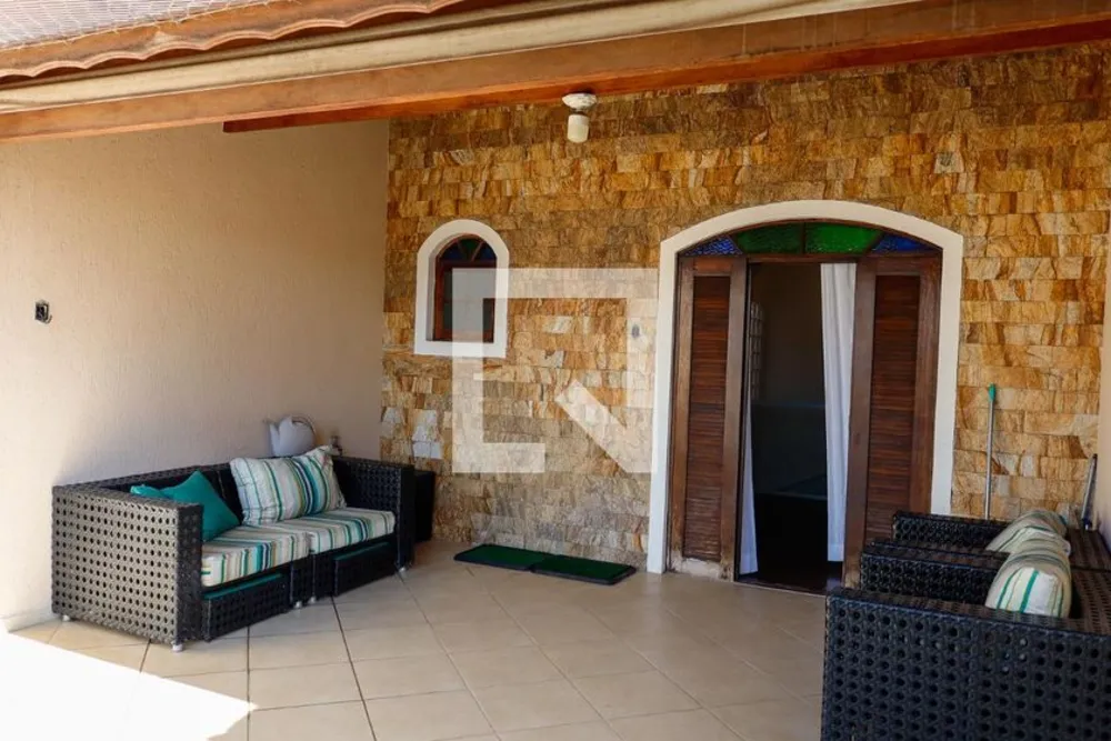 Casa, 4 quartos, 208 m² - Foto 1