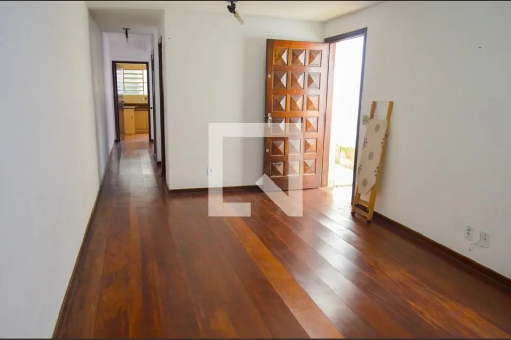 Casa, 3 quartos, 180 m² - Foto 1