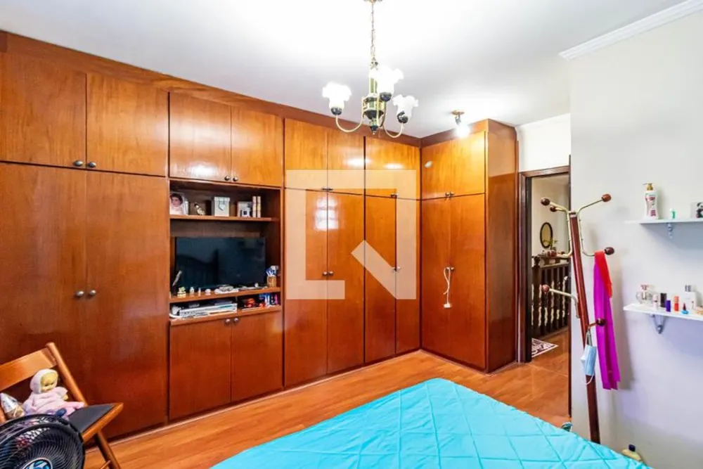 Casa, 3 quartos, 221 m² - Foto 1