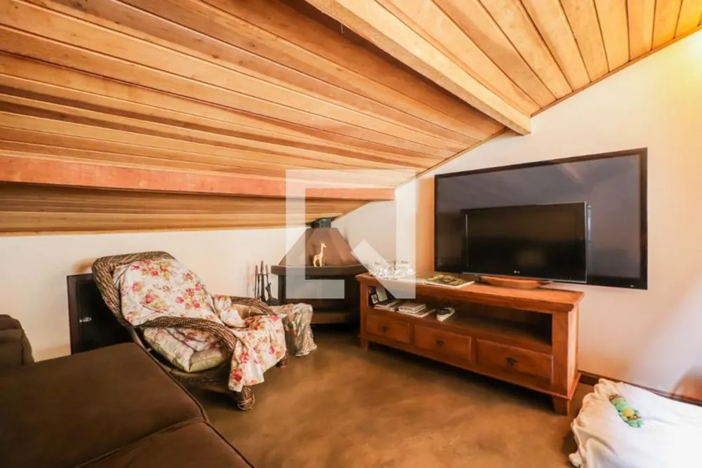 Casa, 3 quartos, 200 m² - Foto 2