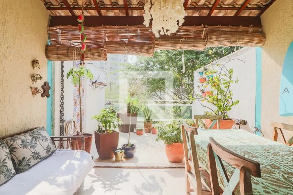 Casa, 3 quartos, 200 m² - Foto 1