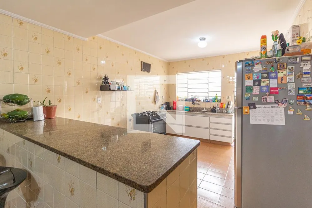 Casa, 5 quartos, 207 m² - Foto 2