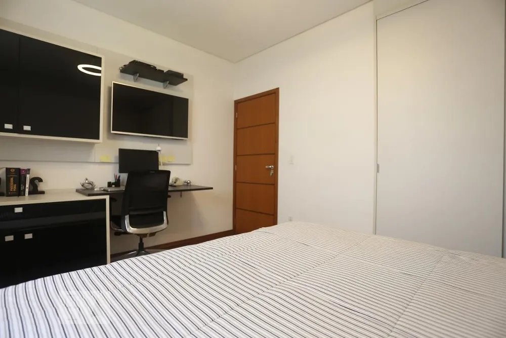 Casa, 5 quartos, 600 m² - Foto 2