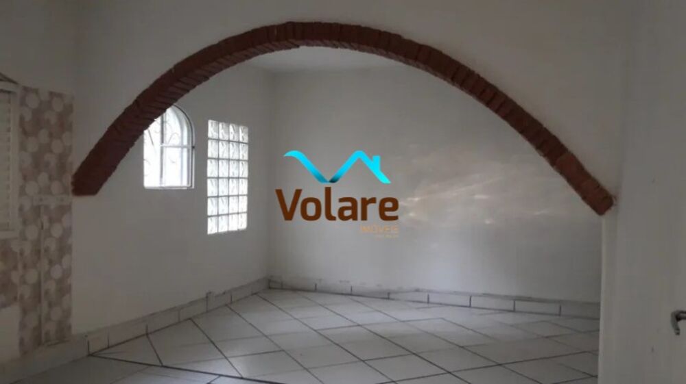 Casa à venda com 5 quartos, 192m² - Foto 4
