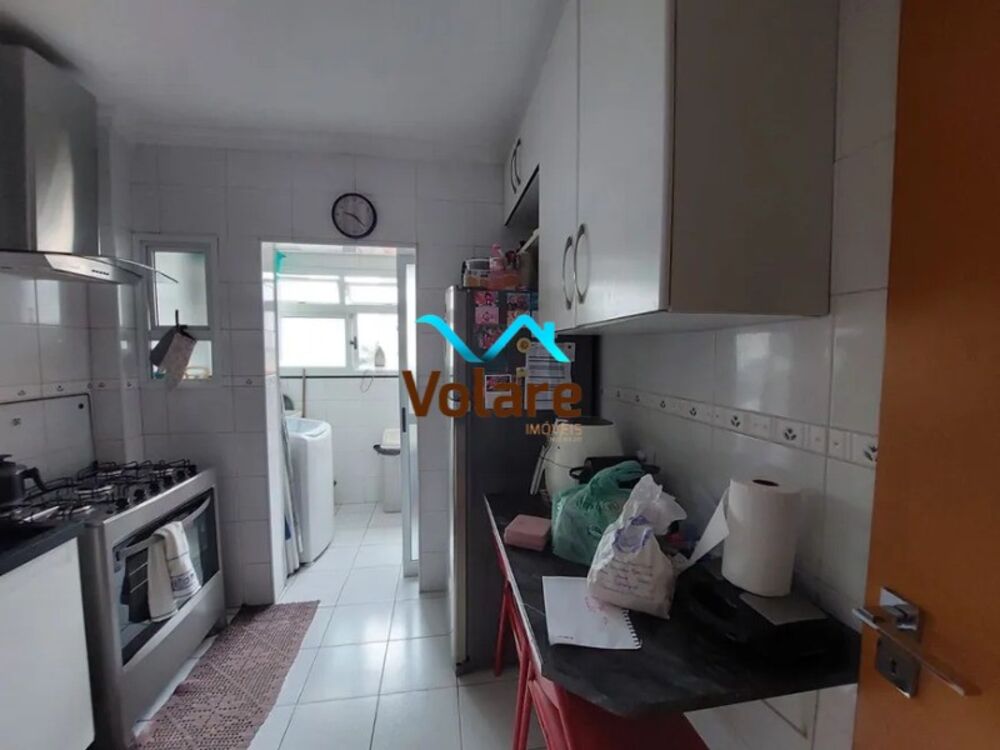 Apartamento à venda com 3 quartos, 93m² - Foto 2
