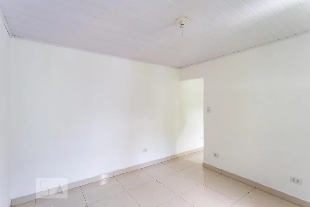 Casa, 1 quarto, 240 m² - Foto 2