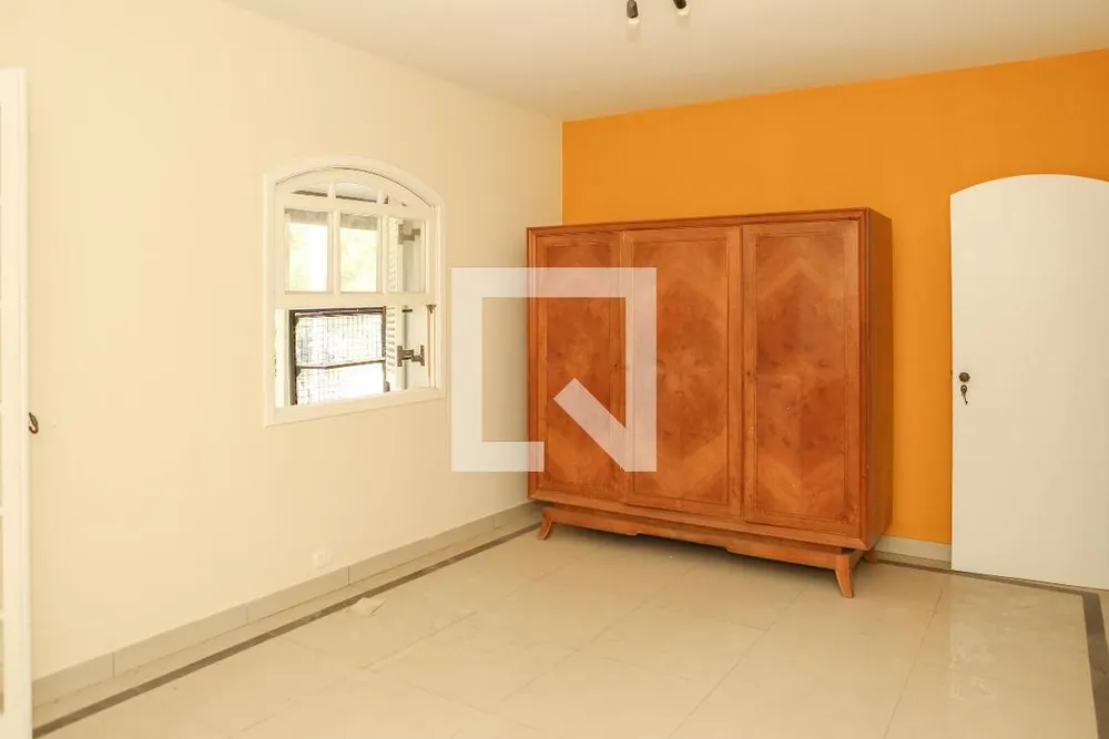 Casa, 3 quartos, 245 m² - Foto 3