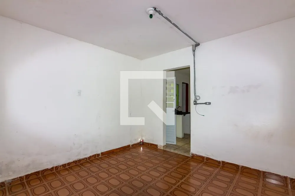 Casa, 1 quarto, 240 m² - Foto 2