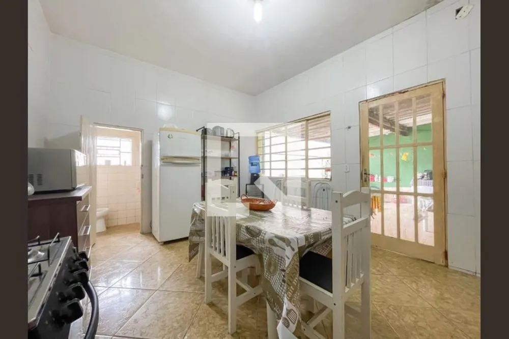 Casa, 3 quartos, 270 m² - Foto 2