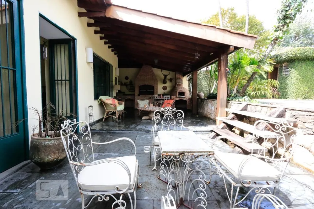 Casa, 3 quartos, 313 m² - Foto 1
