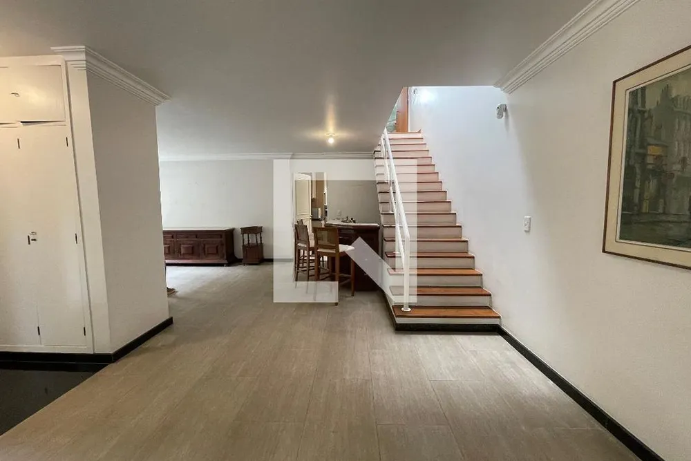Casa, 5 quartos, 208 m² - Foto 1