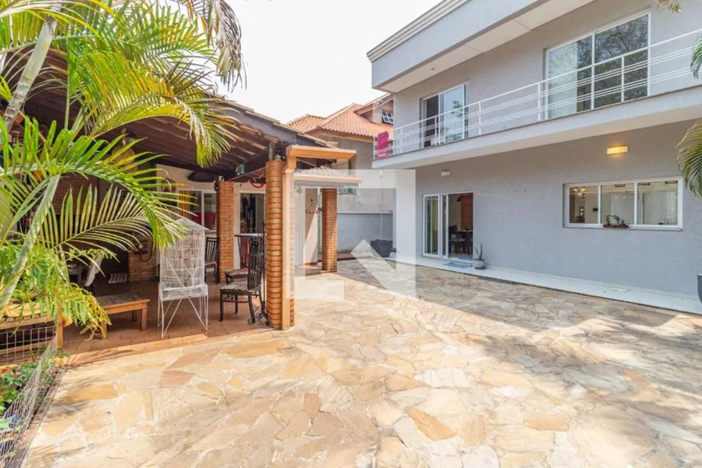 Casa, 3 quartos, 250 m² - Foto 2