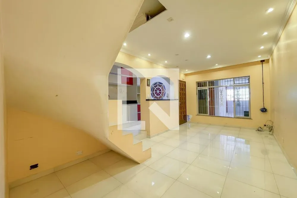 Casa, 3 quartos, 200 m² - Foto 1